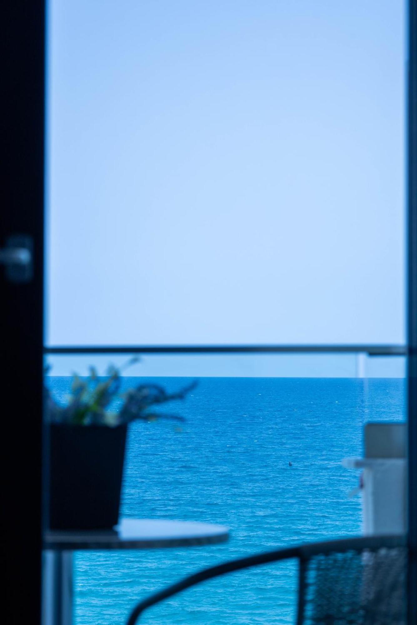 Hotel12 Leptokaryá Ngoại thất bức ảnh
